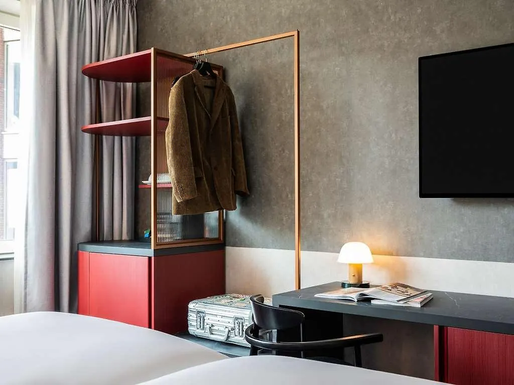 Tribe Amsterdam City Otel